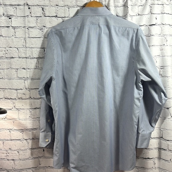 Brooks Brothers Button Down Mens Shirt Size 16 1/2- 2/3 - Picture 3 of 9